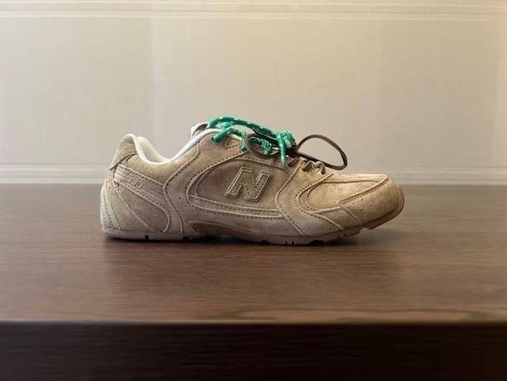 Кроссовки Новые new balance&miumiu