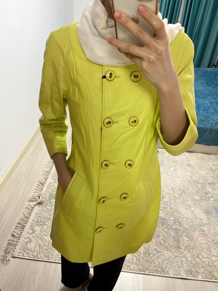 Кожаный плащь