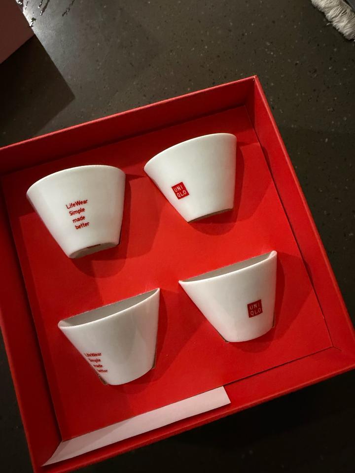 UNIQLO LifeWear подарочный набор чашек 4 штуки