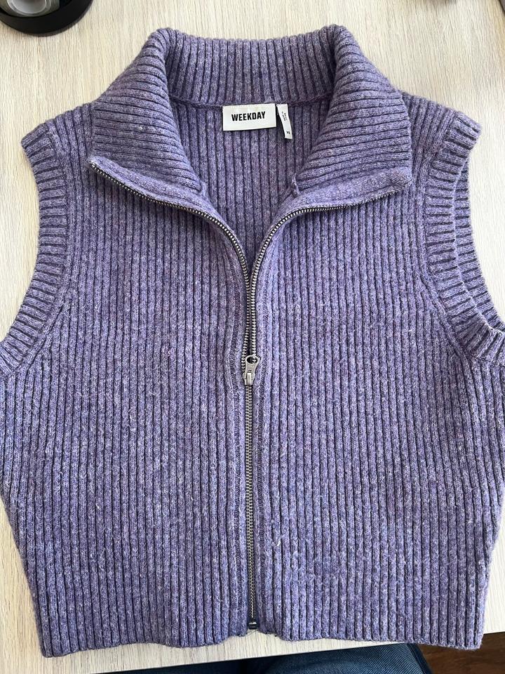 Weekday, Укороченная сиреневая жилетка, XS