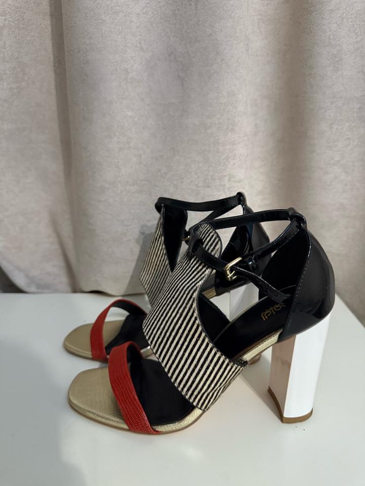 Босоножки Baldi