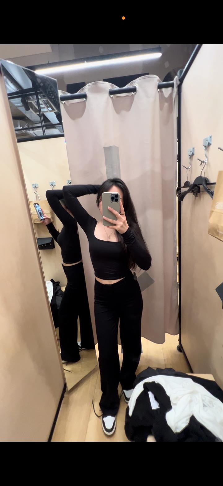 Лонгслив скимс черный🖤
