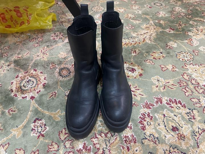 Кожанные сапоги Зара