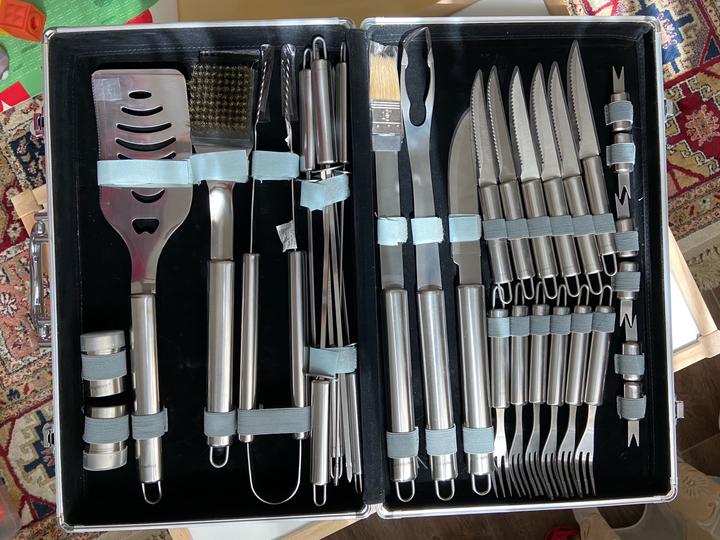 Новый набор для барбекю на 32 предмета, Berghoff.