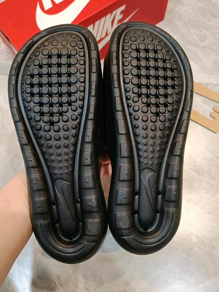 Шлёпанцы Nike UK 7, оригинал, новые