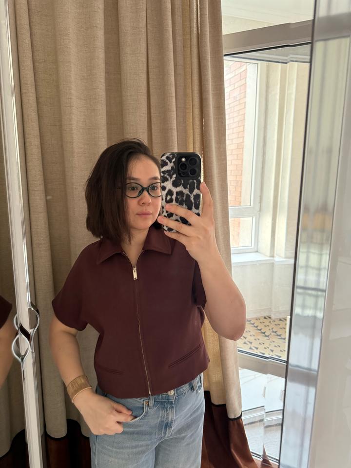 Короткий пиджак Zara.