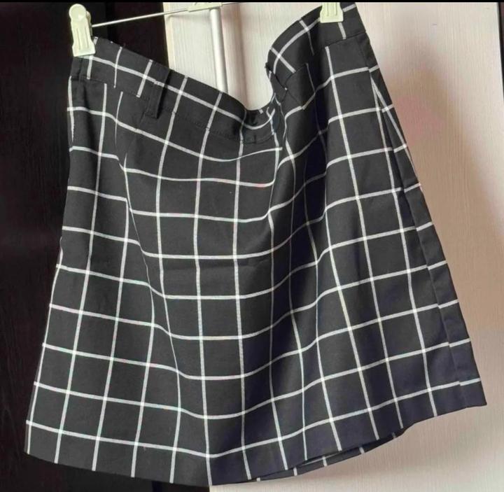 Юбка клетчатовая черная