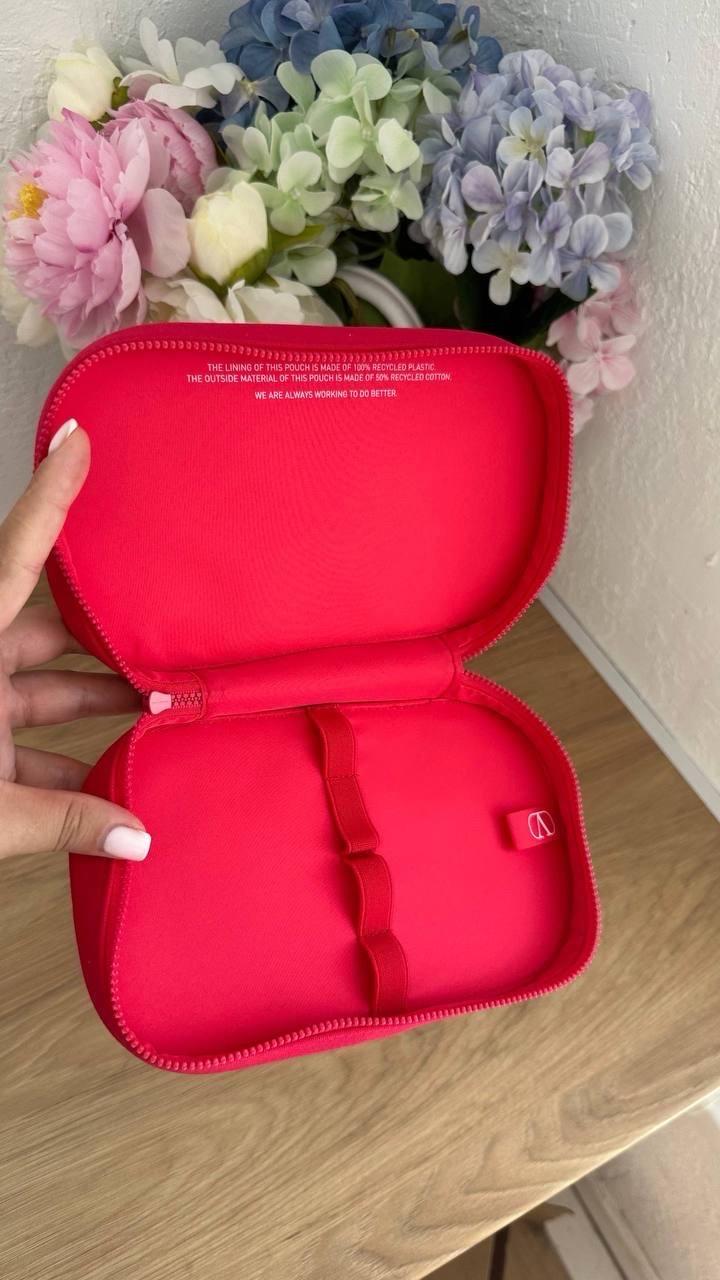 Косметичка Valentino