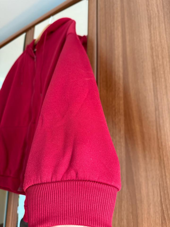 Толстовка красная