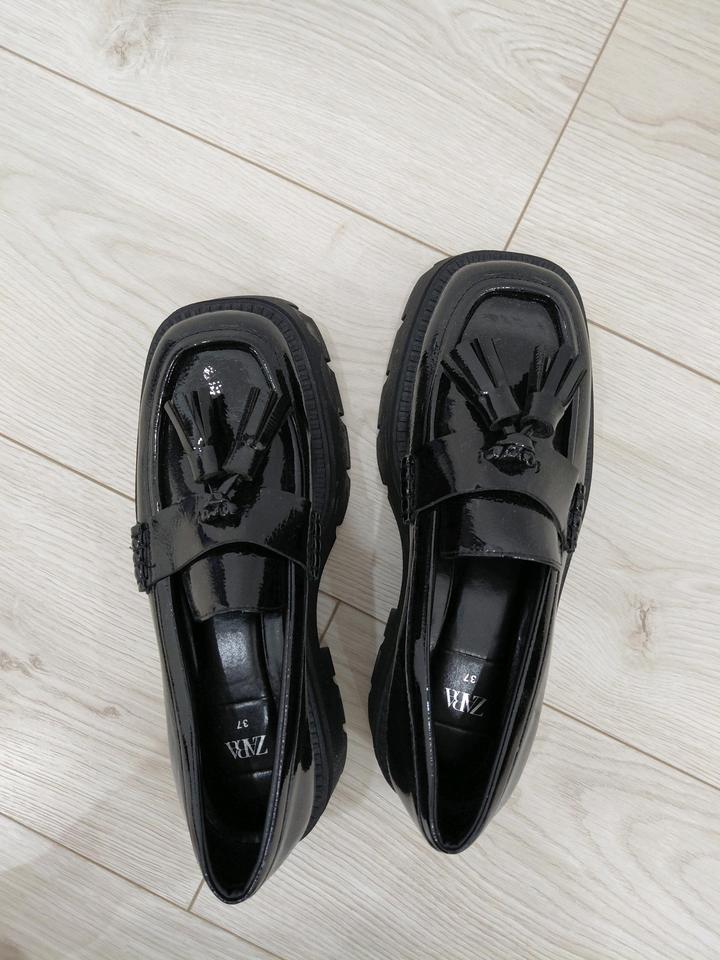 Лоферы женские