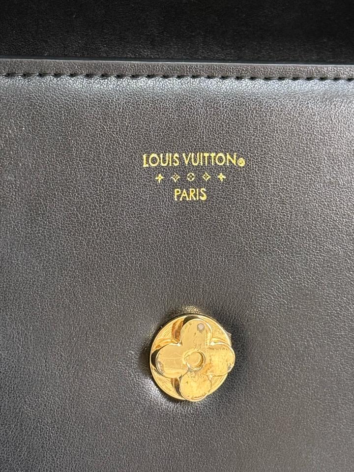 Сумка Louis Vuitton ( реплика )