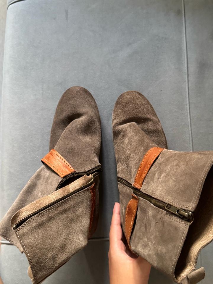 Полусапоги из натуральной замши