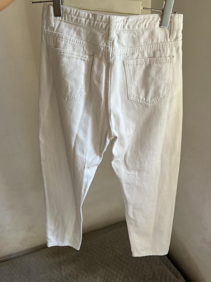 джинсы белые