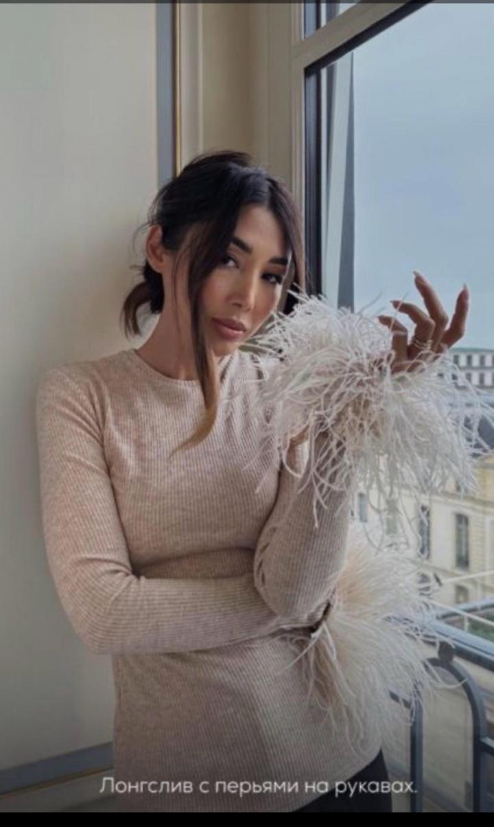 Продам лонгслив Malli