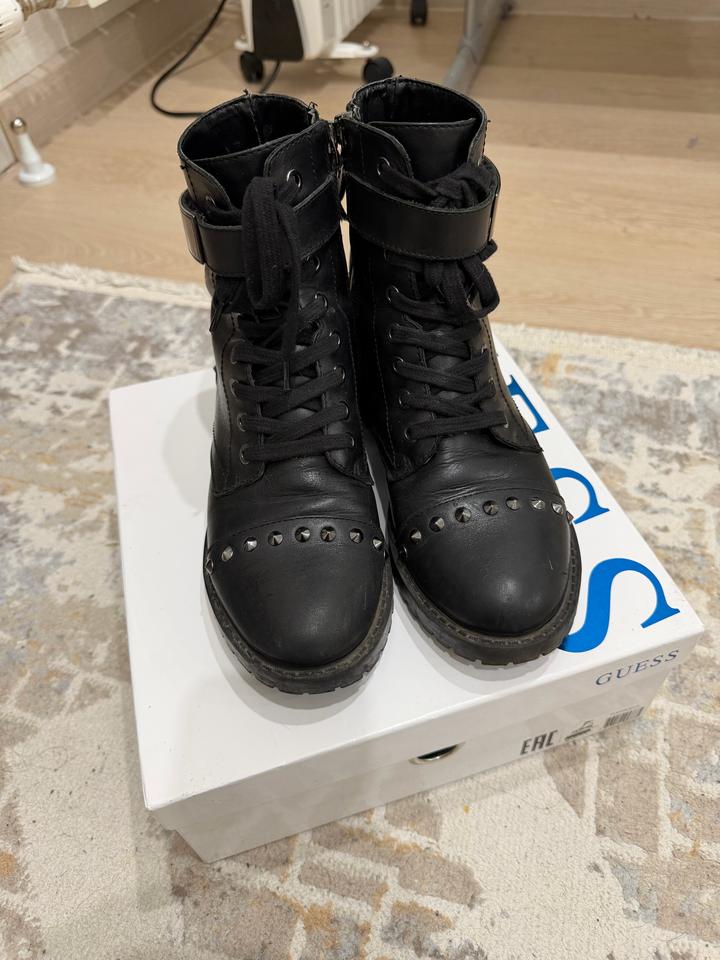 Ботинки guess