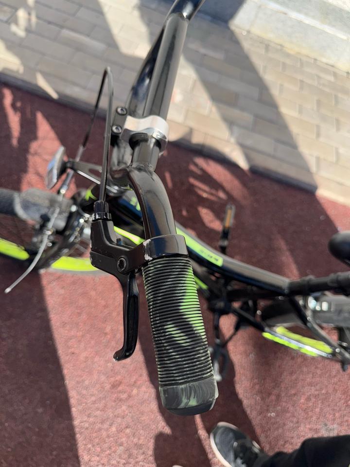 Игрушка велик