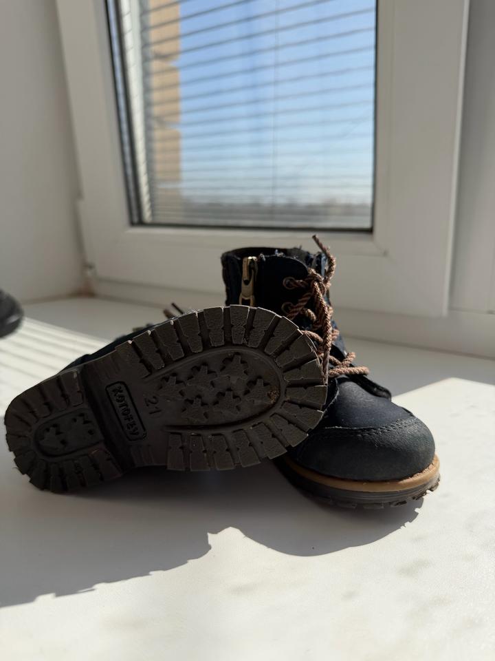 Ботинки фирмы Kotofei