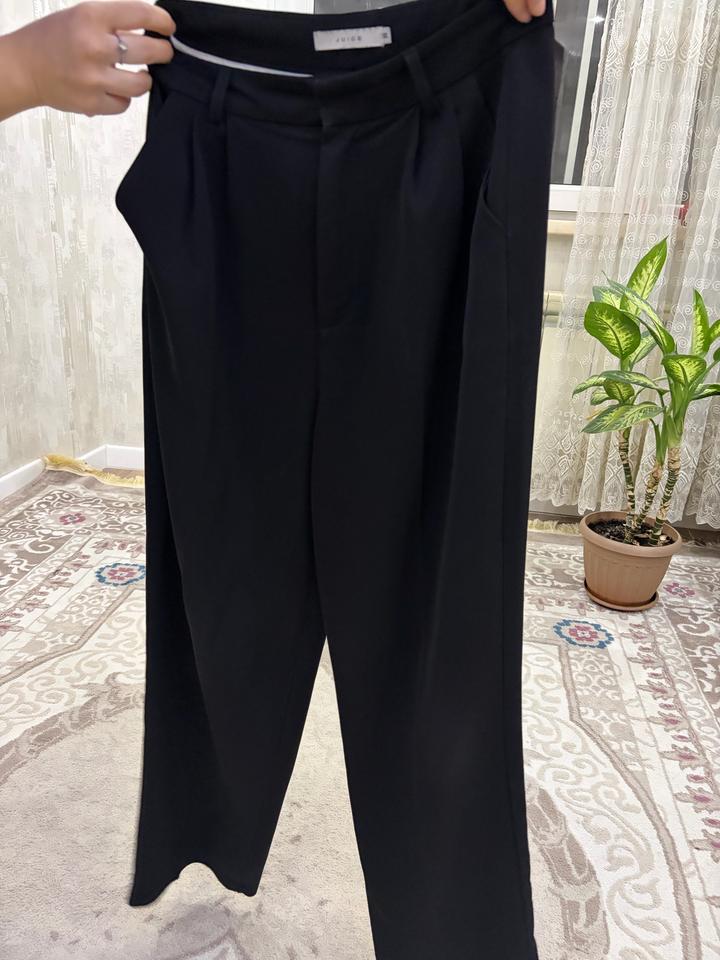 Штаны классические свободные