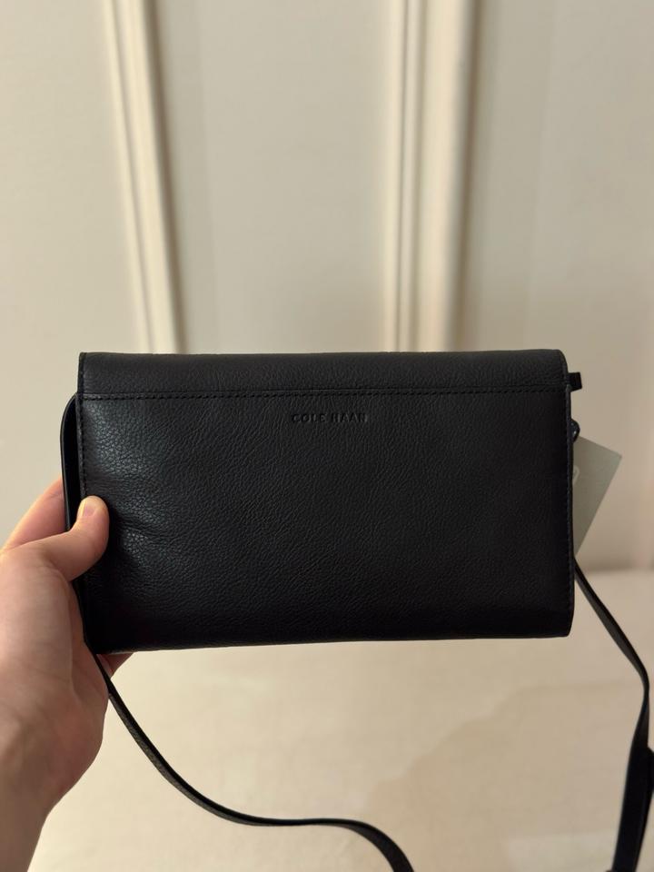 Кожаная сумочка COLE HAAN новая