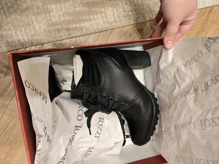 Кожанные ботильоны MARCO TOZZI