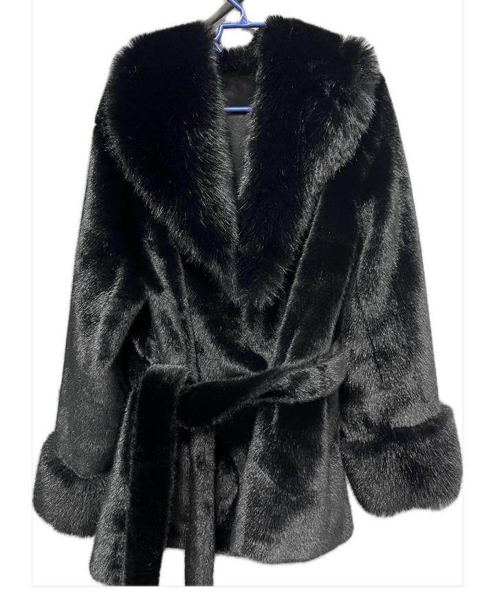 Легкая шубка