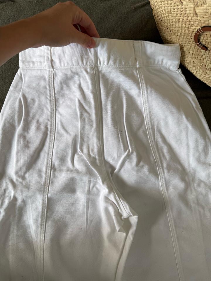 Белые льняные брюки Massimo Dutti