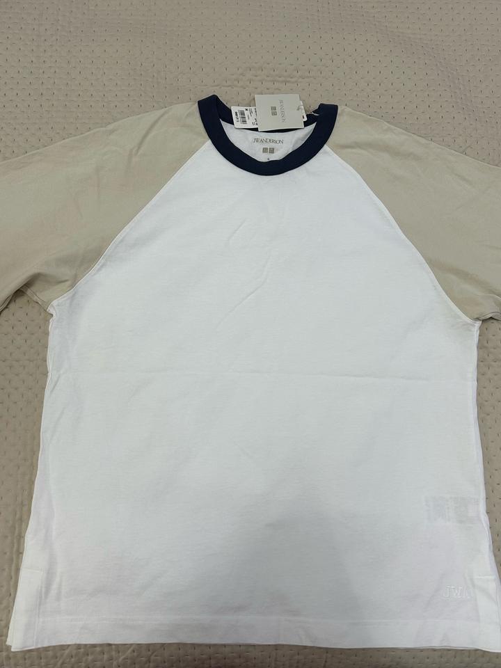 Футболка Uniqlo