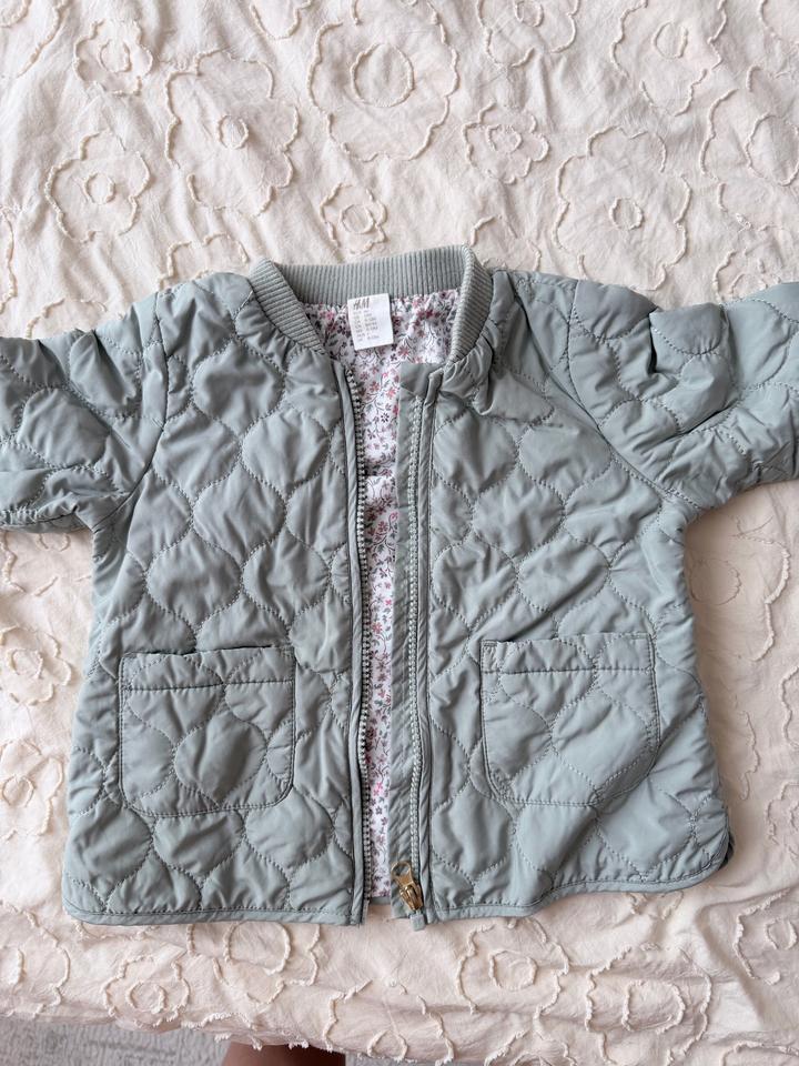 Куртка H&M размер 80 см(9-12 мес)