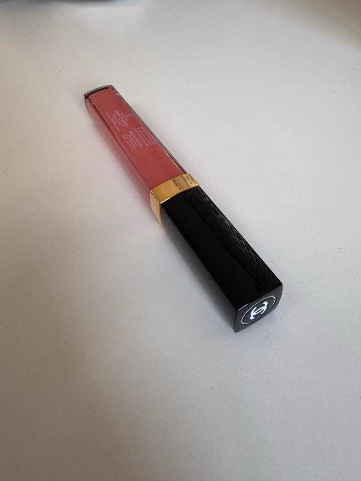 Блеск для губ Chanel