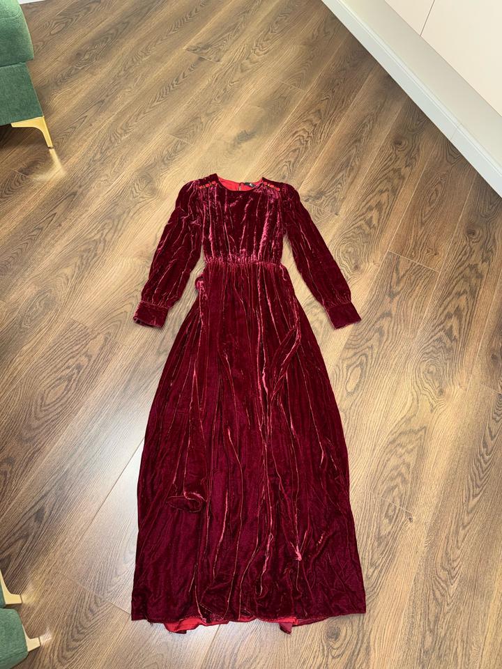 Велюровое платье