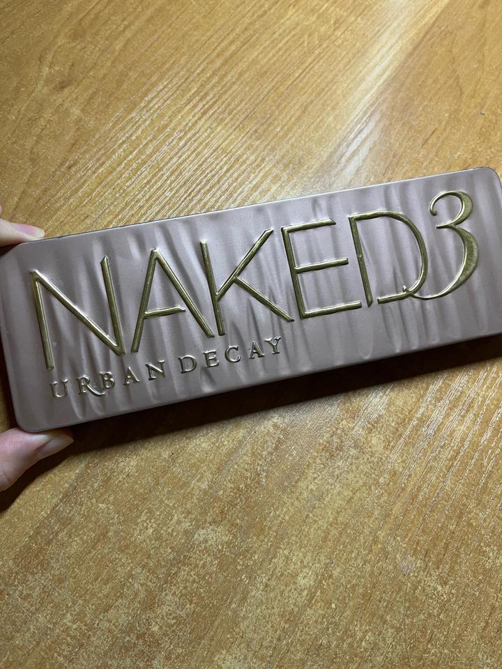 Палетка теней Urban Decay NAKED 3