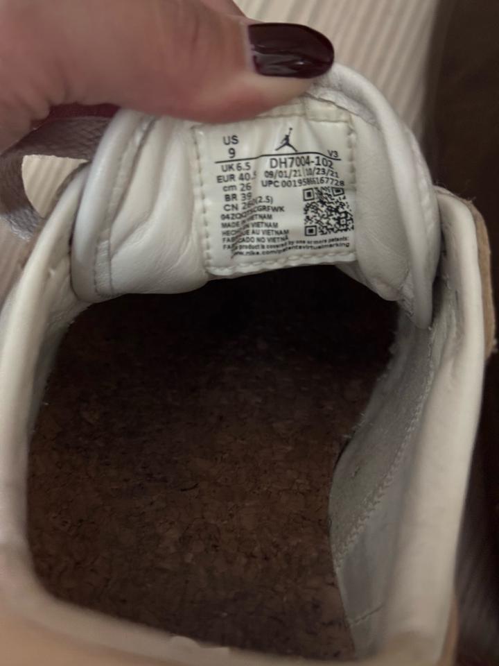 Кроссовки nike air jordan