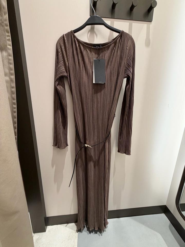 Женское платье