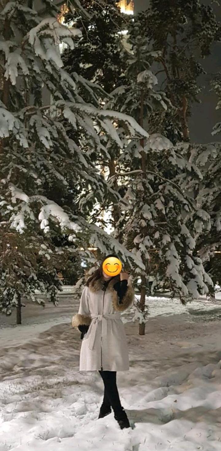 Серое пальто