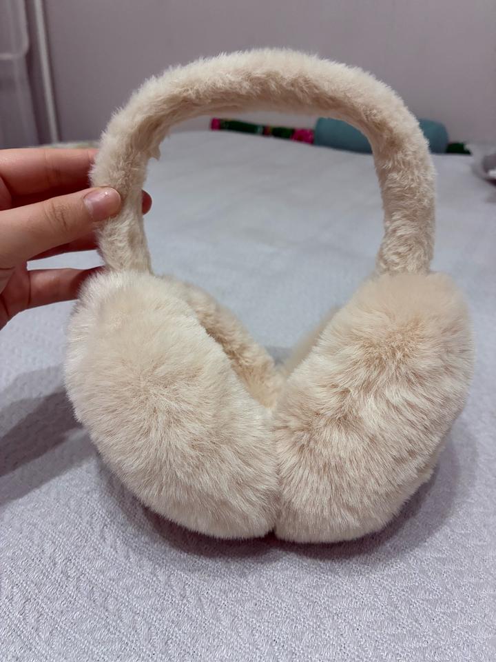 Тёплые наушники зима