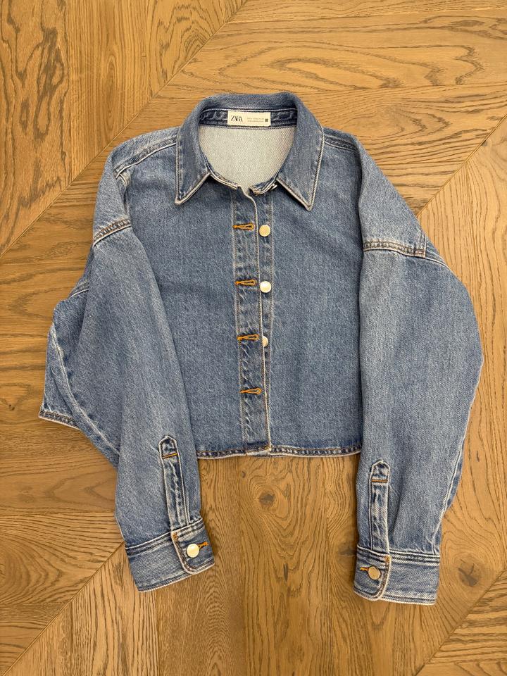 Укороченная рубашка из денима от Zara
