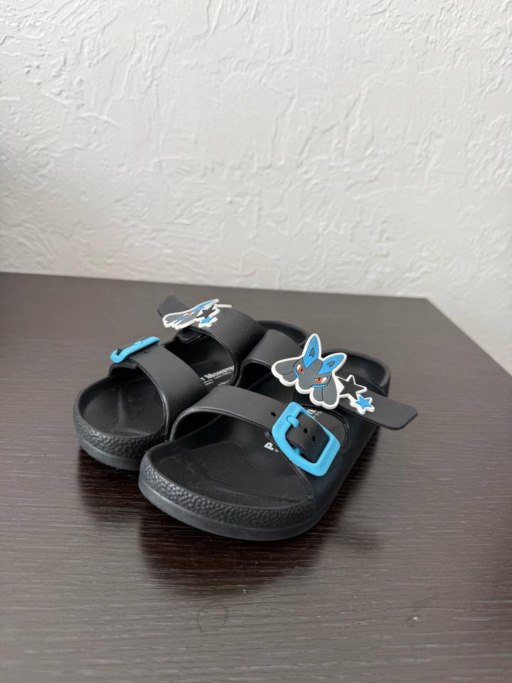 Шлепанцы Pocket Monsters