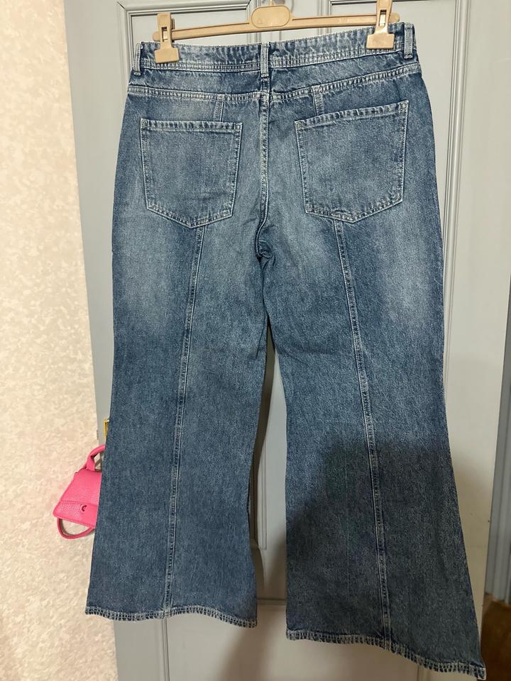 Джинсы-клёш Divided by H&M