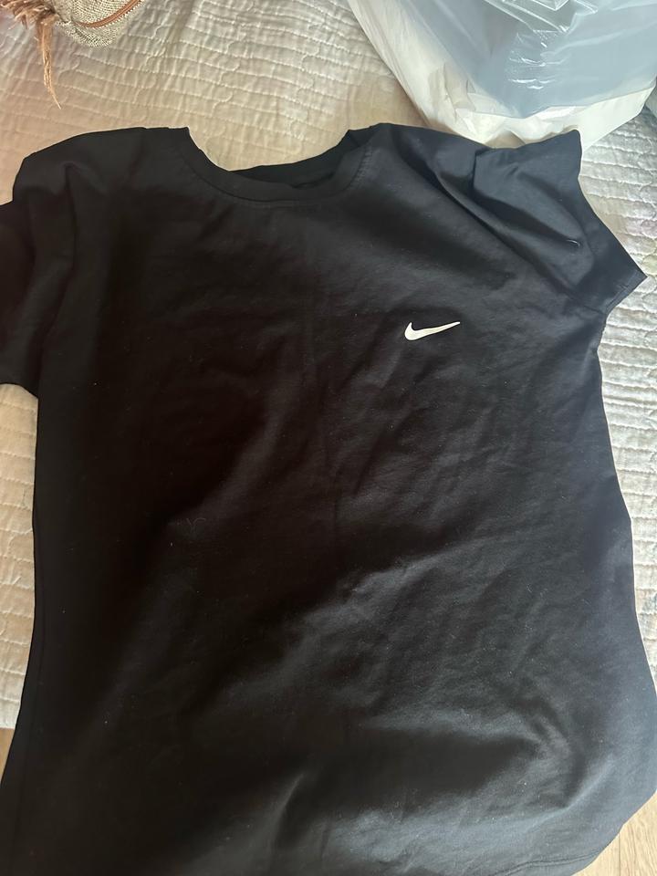 Фудболка женская nike