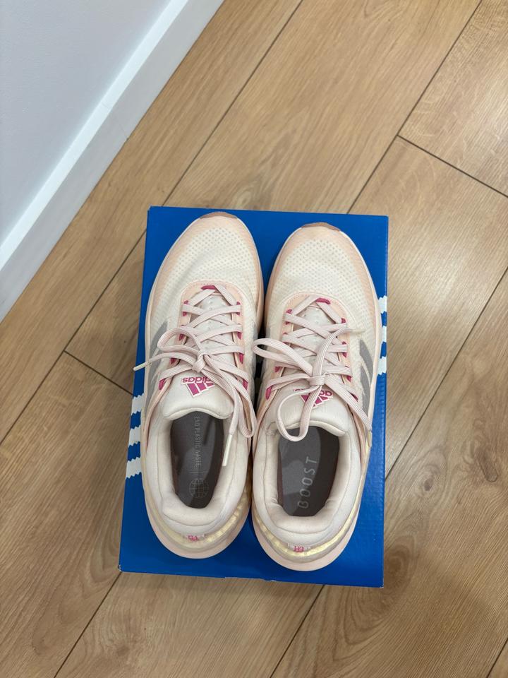 Кроссовки Adidas