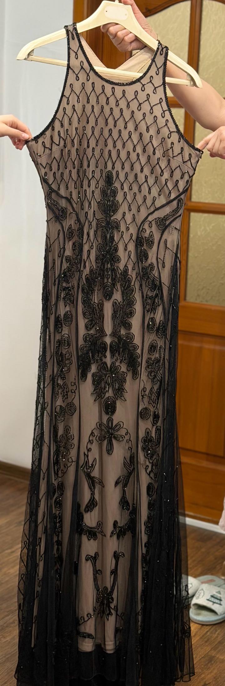 Дизайнерское вечернее платье