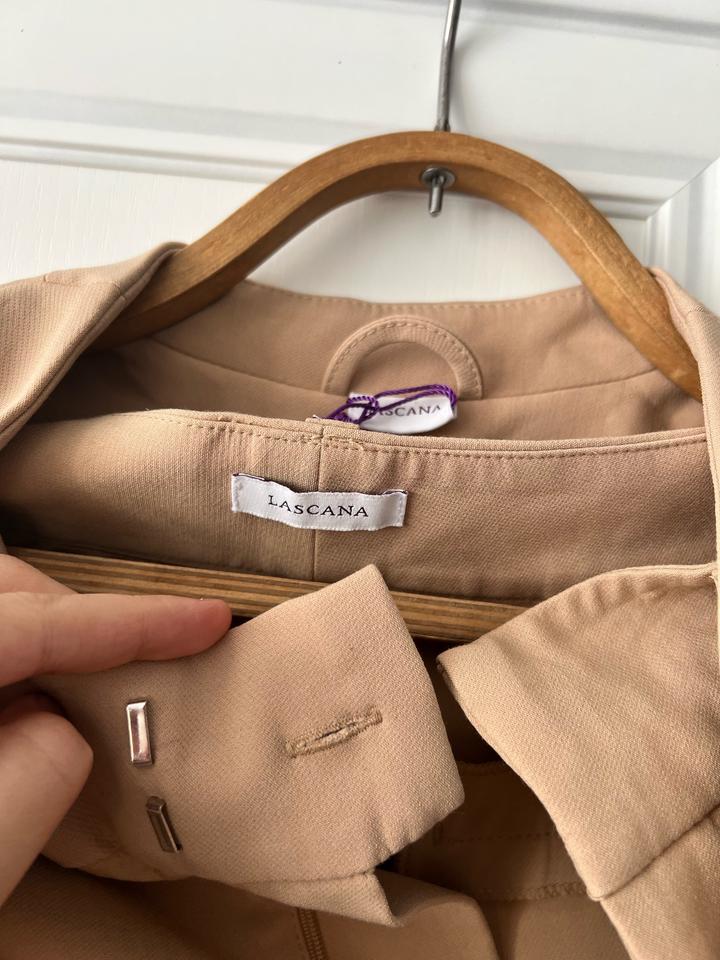 Брючный костюм