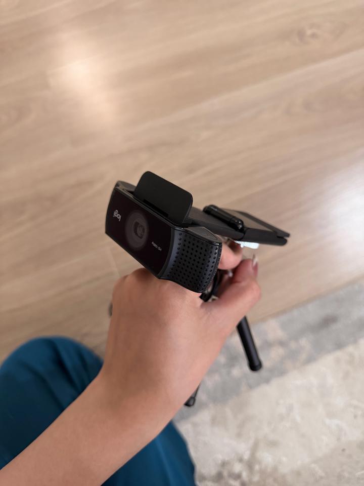 веб камера logitech 1080