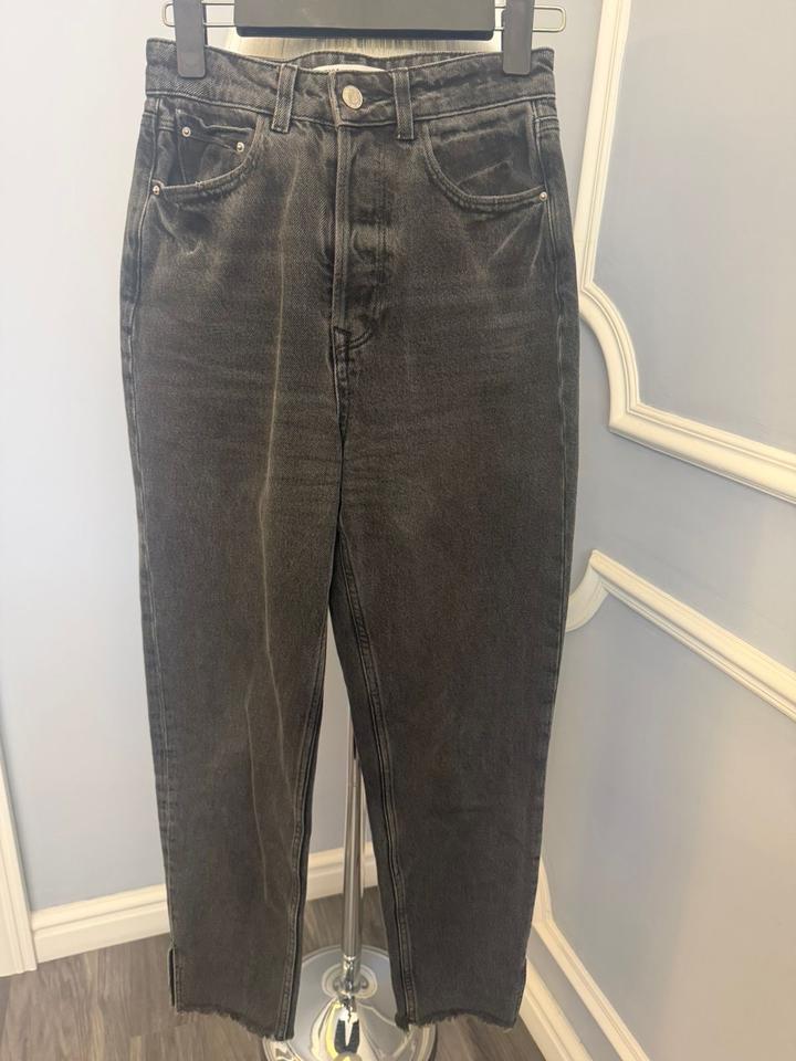 Джинсы Zara