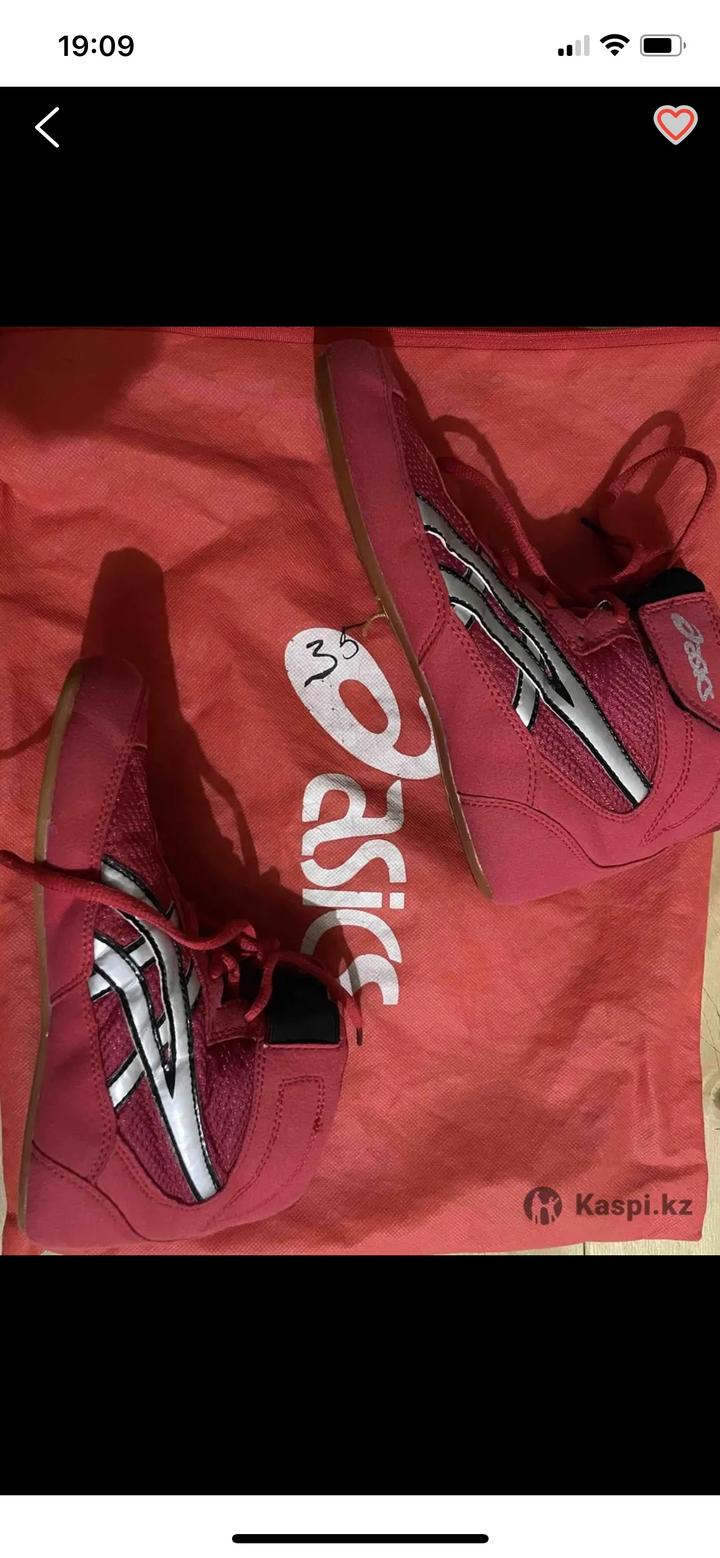 Борцовка Asics