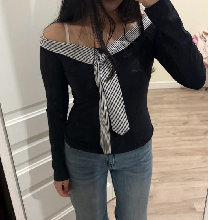 Трендовая черная кофточка S/M