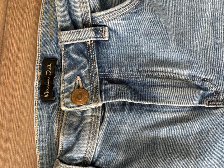 Прямые джинсы Massimo Dutti