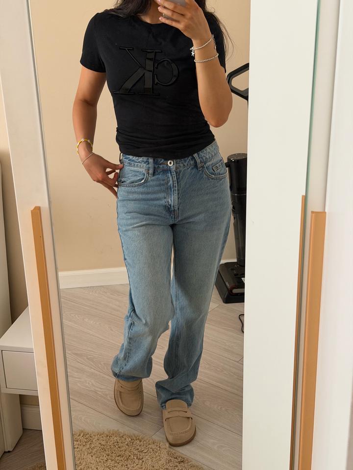 Джинсы новые