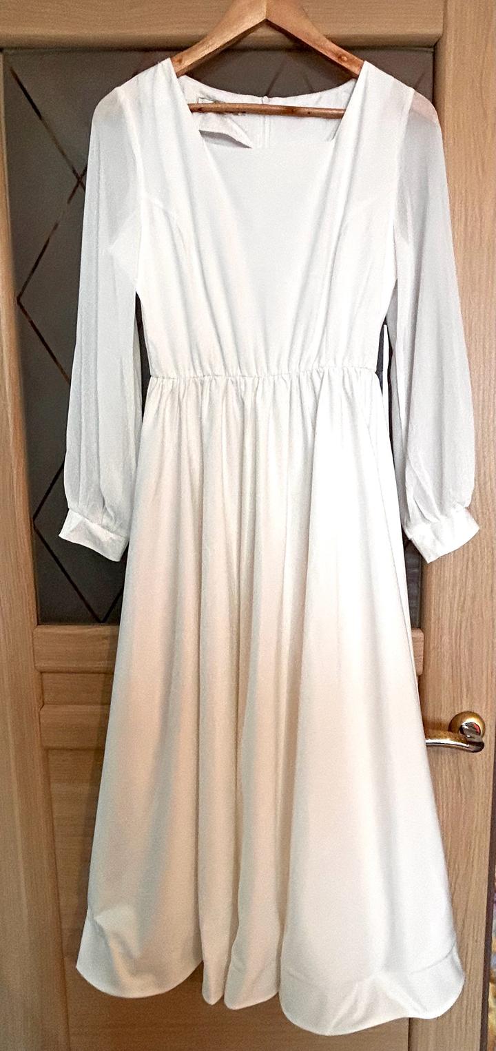 Белое платье