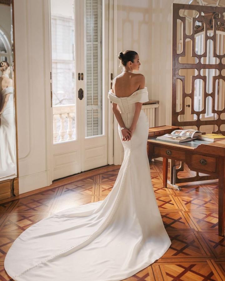 Свадебное платье WHITE SWAN